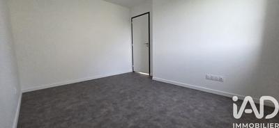 Maison - 96 m² - 5 pièces