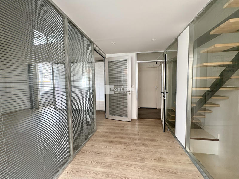 Appartement - 120 m² - 5 pièces