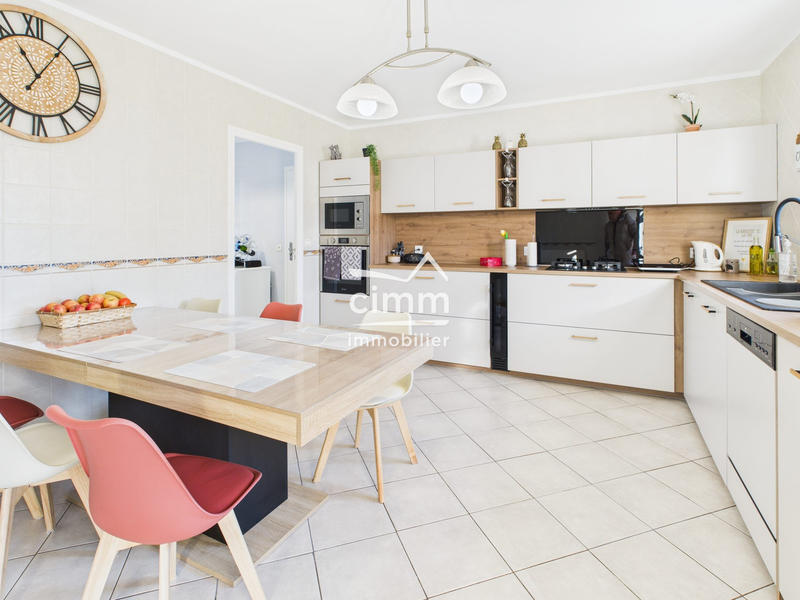 Maison - 127 m² - 5 pièces