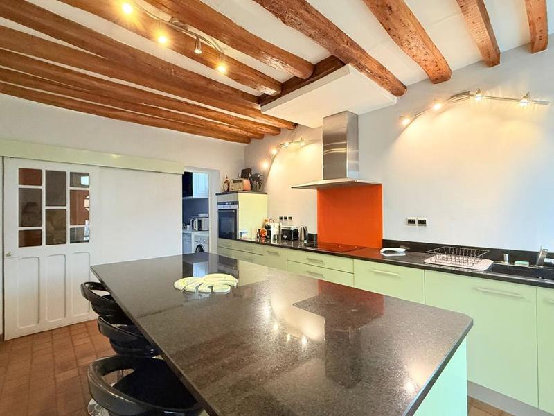 Maison - 147 m² - 5 pièces