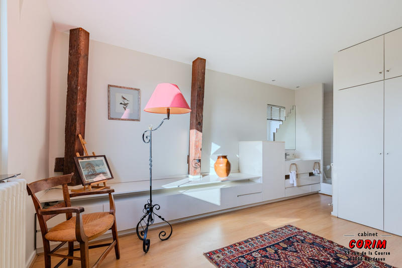 Appartement - 195 m² - 4 pièces