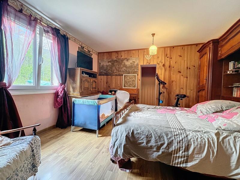 Maison - 185 m² - 6 pièces