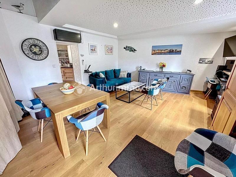 Maison - 99 m² - 4 pièces