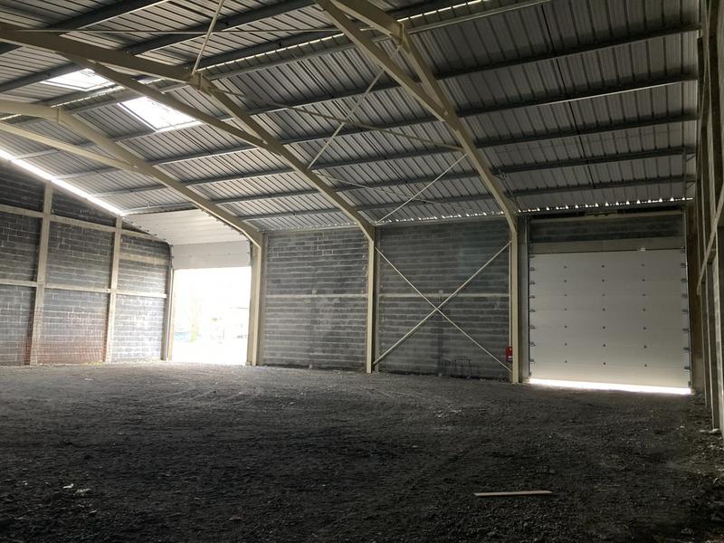 Local commercial - 665 m²