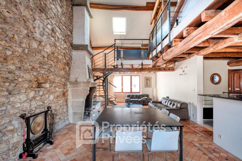 Maison - 186 m² - 7 pièces