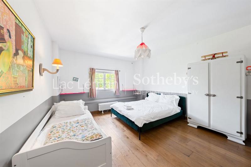 Maison - 500 m² - 11 pièces