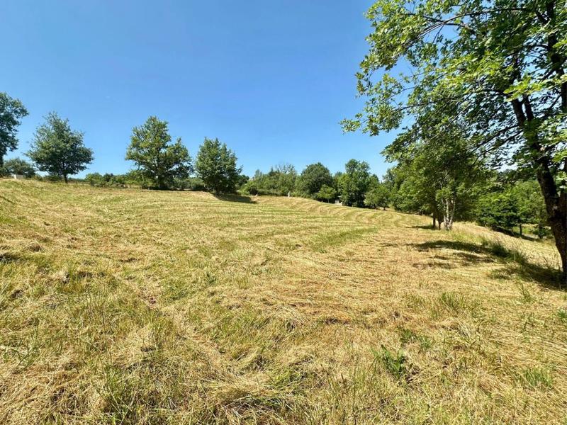 Terrain - 836 m²