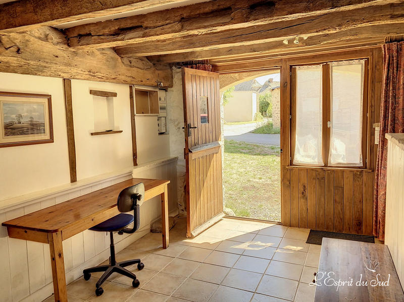 Maison - 287 m² - 14 pièces