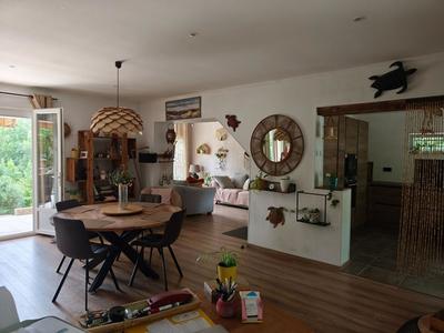 Maison - 116 m² - 6 pièces