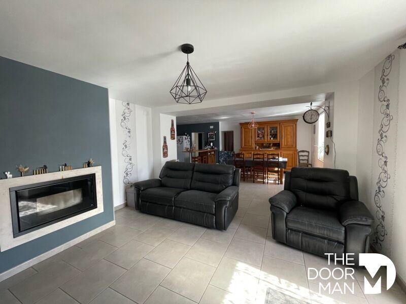 Maison - 172 m² - 4 pièces