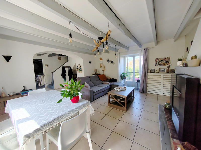 Maison - 220 m² - 9 pièces