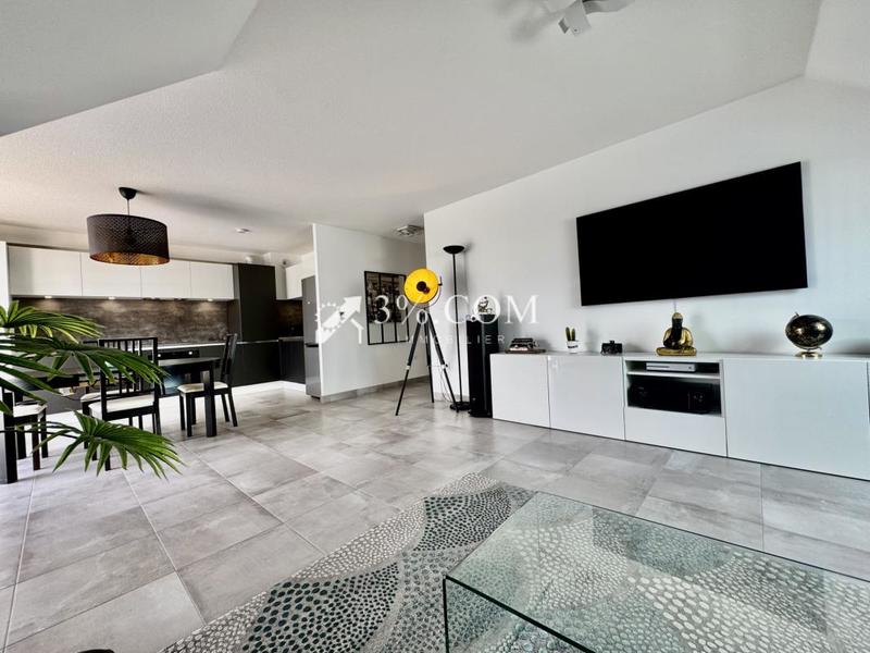 Appartement - 87 m² - 3 pièces