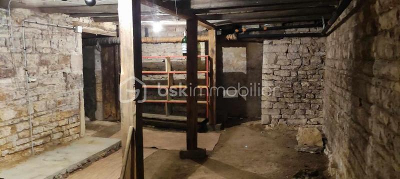 Maison de ville - 211 m² - 9 pièces