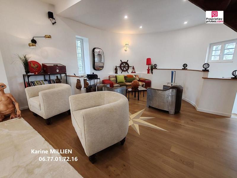 Maison - 400 m² - 13 pièces