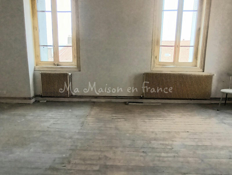 Appartement - 80 m² - 3 pièces