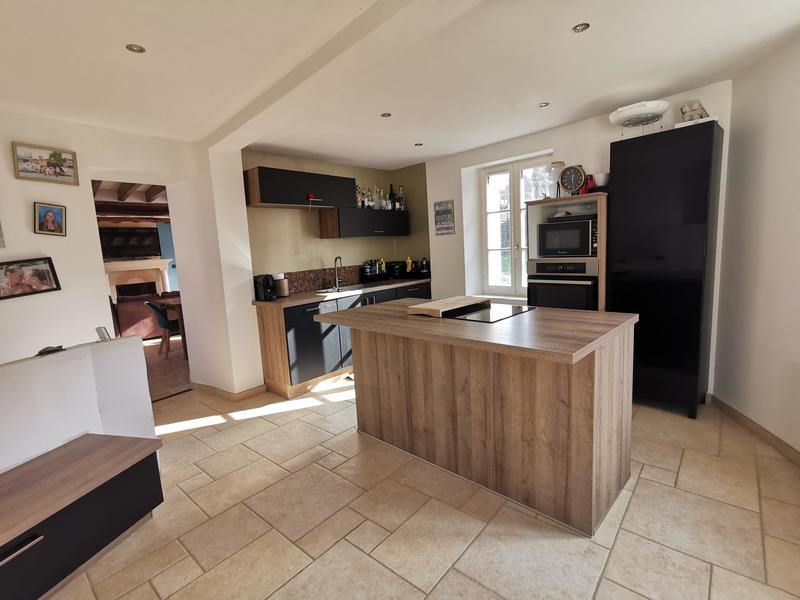 Maison - 154 m² - 8 pièces