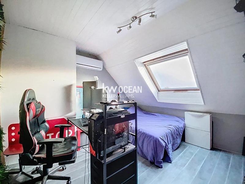 Maison - 176 m² - 8 pièces