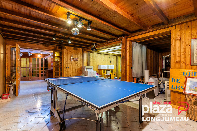 Maison - 297 m² - 8 pièces