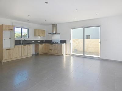 Villa - 83 m² - 4 pièces