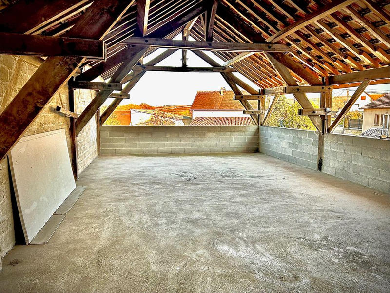 Maison - 350 m² - 10 pièces