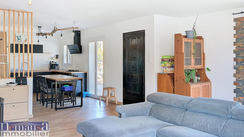 Maison - 99 m² - 4 pièces