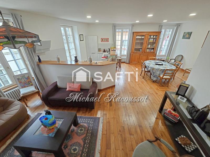 Appartement - 134 m² - 5 pièces