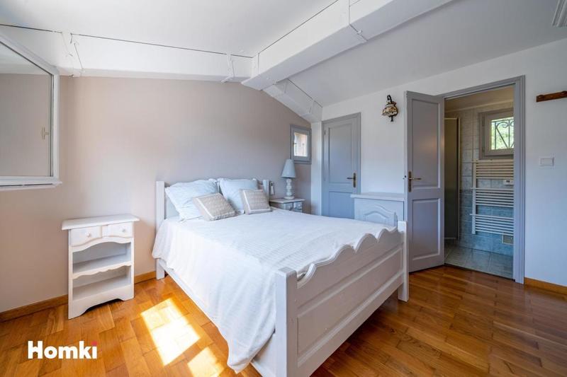 Maison - 135 m² - 6 pièces