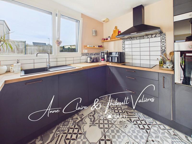 Maison - 97 m² - 7 pièces