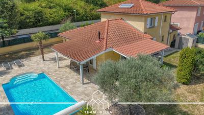 Maison - 130 m² - 5 pièces