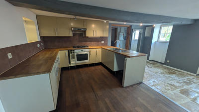 Maison - 202 m² - 5 pièces