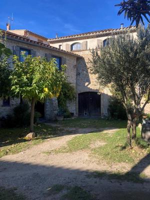 Maison en pierre - 250 m² - 10 pièces