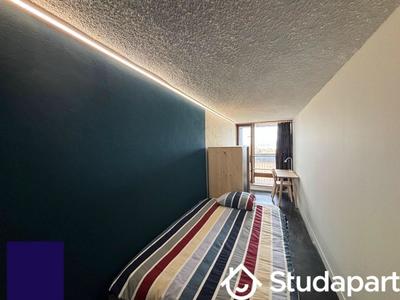 Chambre - 11 m² - 1 pièce