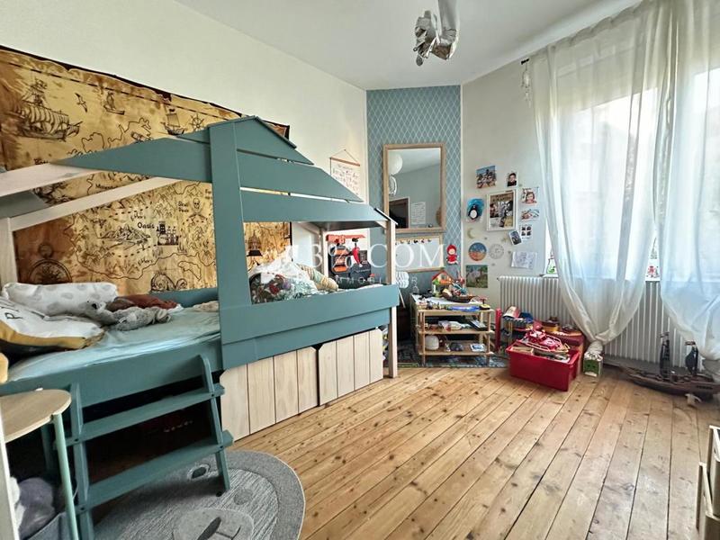 Maison - 100 m² - 6 pièces