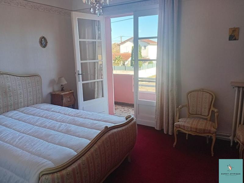 Maison traditionnelle - 171 m² - 7 pièces