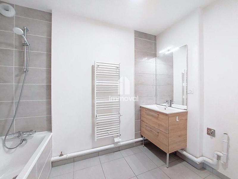 Appartement - 64 m² - 3 pièces