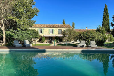 Mas - 334 m² - 9 pièces