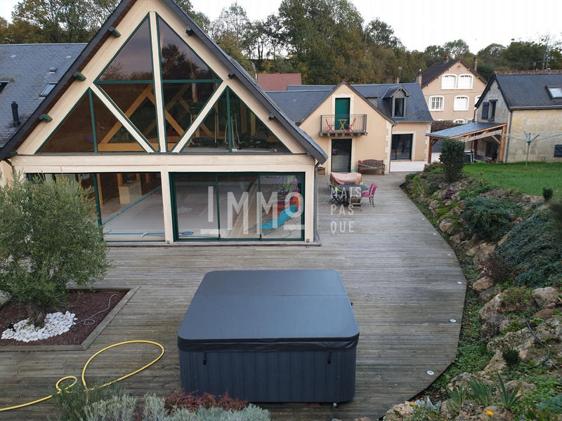 Villa - 273 m² - 11 pièces