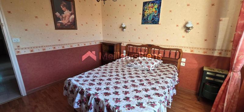 Maison - 145 m² - 9 pièces