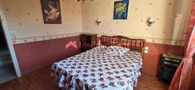 Maison - 145 m² - 9 pièces