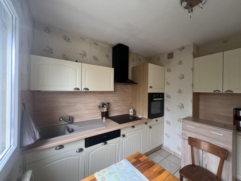 Maison - 88 m² - 6 pièces