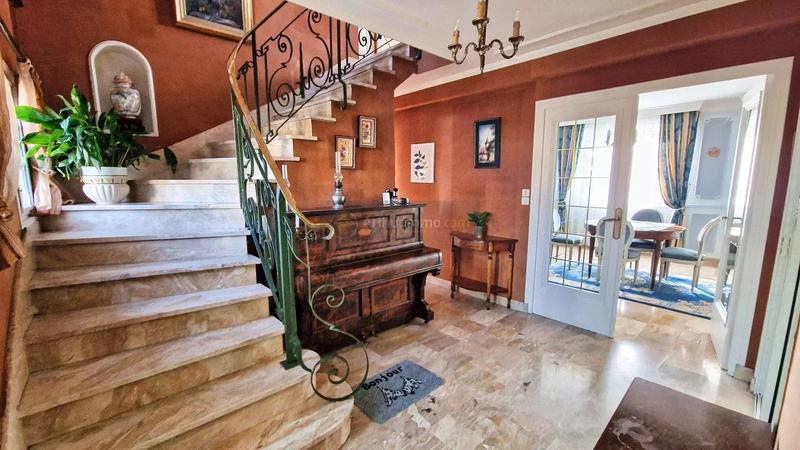 Maison - 138 m² - 7 pièces