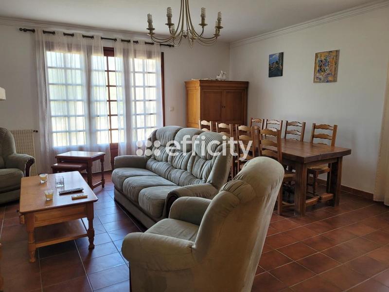 Maison - 260 m² - 12 pièces