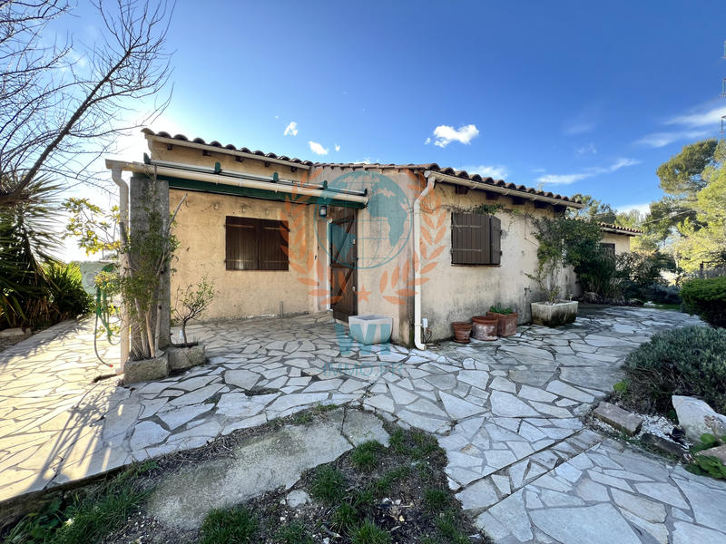 Villa - 150 m² - 5 pièces