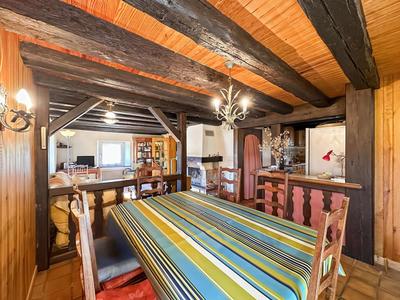 Maison de village - 80 m² - 5 pièces