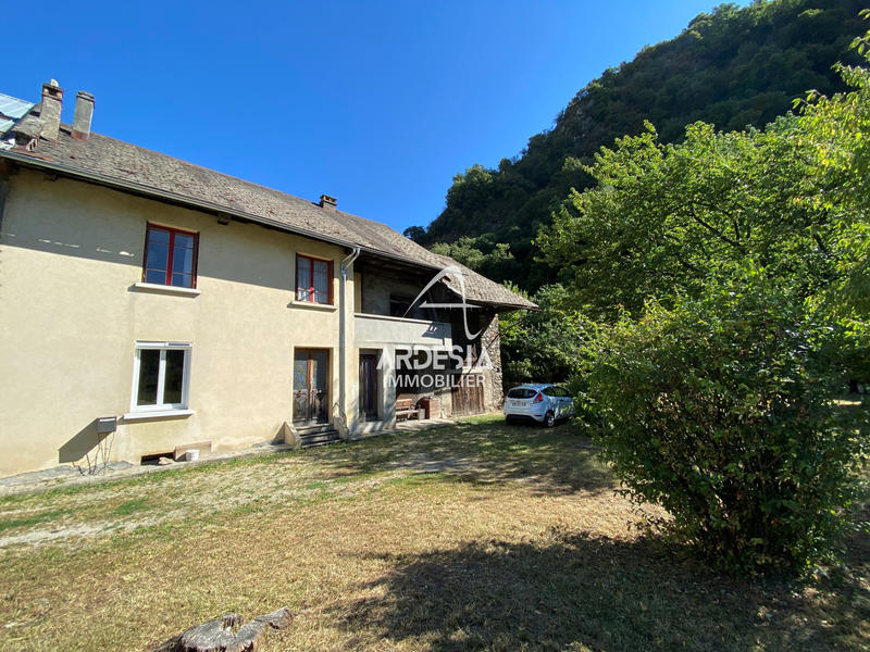 Maison de village - 145 m² - 5 pièces