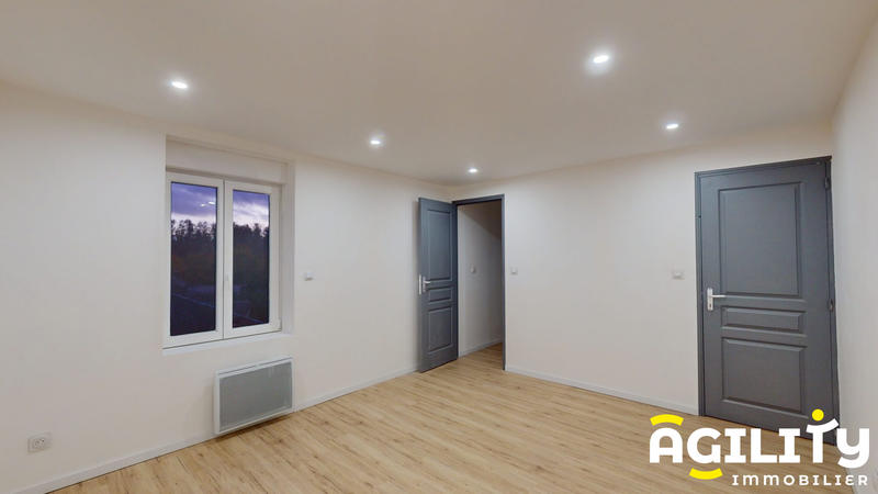 Maison - 110 m² - 4 pièces