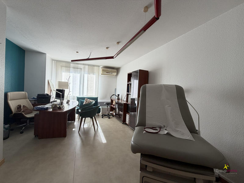 Bureau - 52 m² - 2 pièces