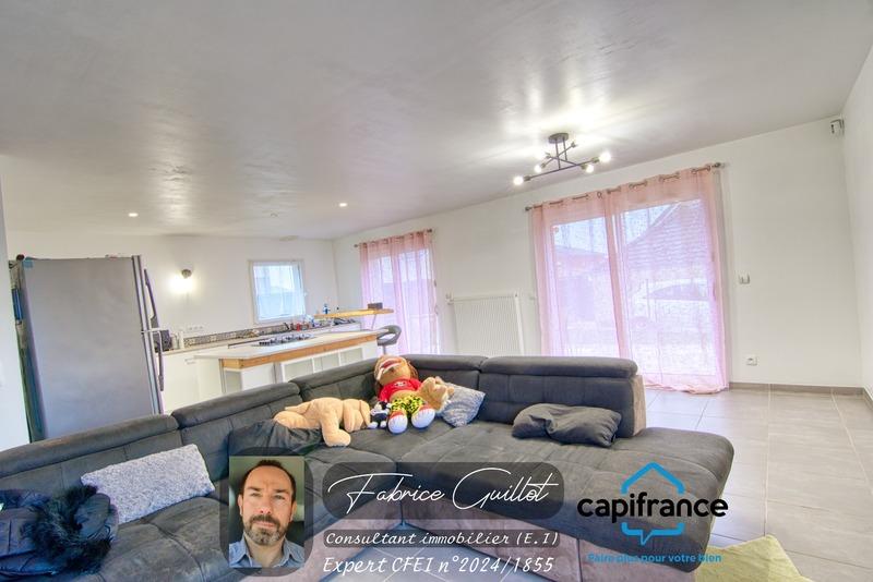 Maison - 95 m² - 5 pièces