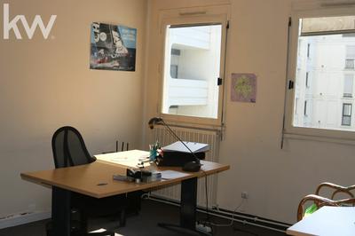 Bureau - 100 m² - 4 pièces