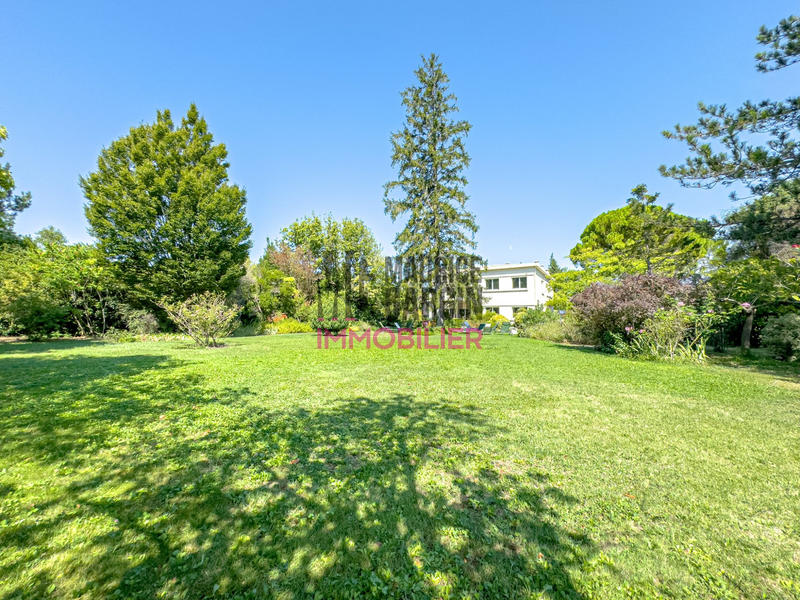 Maison - 196 m² - 6 pièces